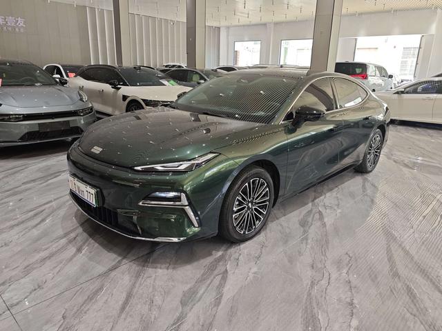 Certificated Pre-Owned Geely Galaxy Xingyao 8 PHEV 2025 Edition 130km EM-i Premium Version -u23982657