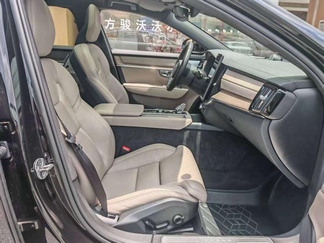 Certificated Pre-Owned Volvo S90 PHEV 2026 T8 AWD Long Range Inscription Luxury Edition -u24002857