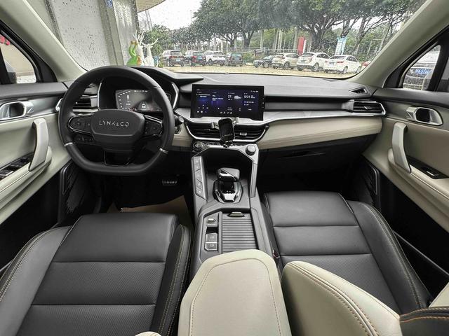 Certificated Pre-Owned Lynk & Co 06 EM-P 2020 Plus -u24003332