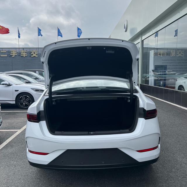 Certificated Pre-Owned BYD Qin PLUS DM 2025 Intelligent Driving Edition DM-i 120KM Beyond Model -u24004758