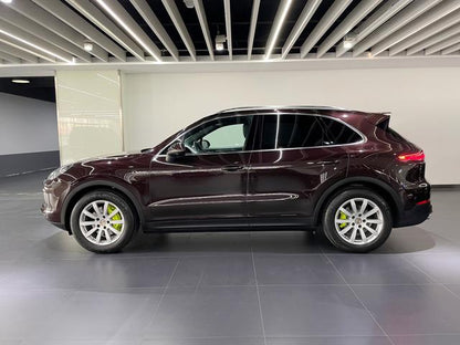 Certificated Pre-Owned Porsche Cayenne E-Hybrid 2019 Cayenne E-Hybrid 2.0T -u24006345