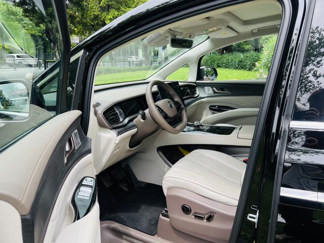 Certificated Pre-Owned Denza D9 DM 2022 970 4WD Flagship Edition -u24010901