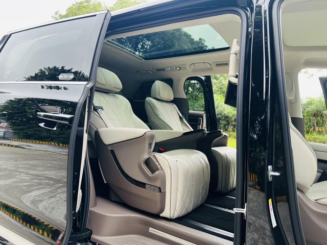 Certificated Pre-Owned Denza D9 DM 2022 970 4WD Flagship Edition -u24010901