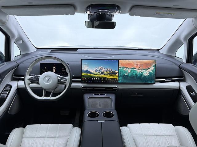 Certificated Pre-Owned VOYAH Dreamer PHEV 2025 4WD Flagship Kunpeng Edition -u23997283