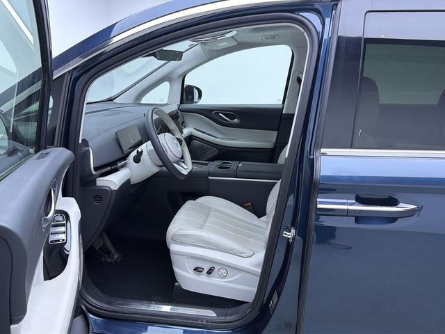 Certificated Pre-Owned VOYAH Dreamer PHEV 2025 4WD Flagship Kunpeng Edition -u23997283