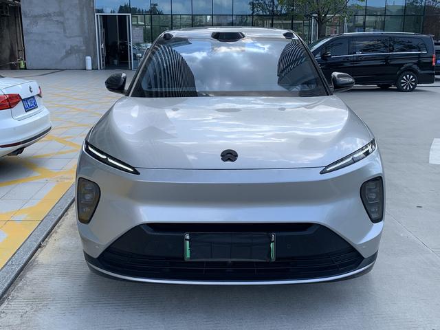 Certificated Pre-Owned NIO ES8 2023 Edition 75kWh Executive Version -u24010005
