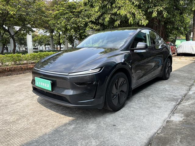 Certificated Pre-Owned Tesla Model Y 2025 Rear-Wheel Drive Version -u24013374