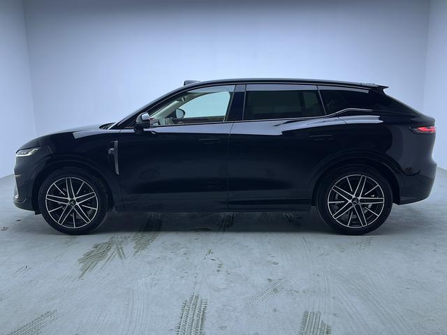 Certificated Pre-Owned VOYAH Zhiyin 2025 AWD Qiankun Edition -u24013650