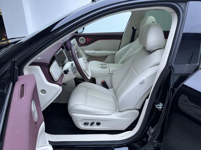 Certificated Pre-Owned VOYAH Zhiyin 2025 AWD Qiankun Edition -u24013650