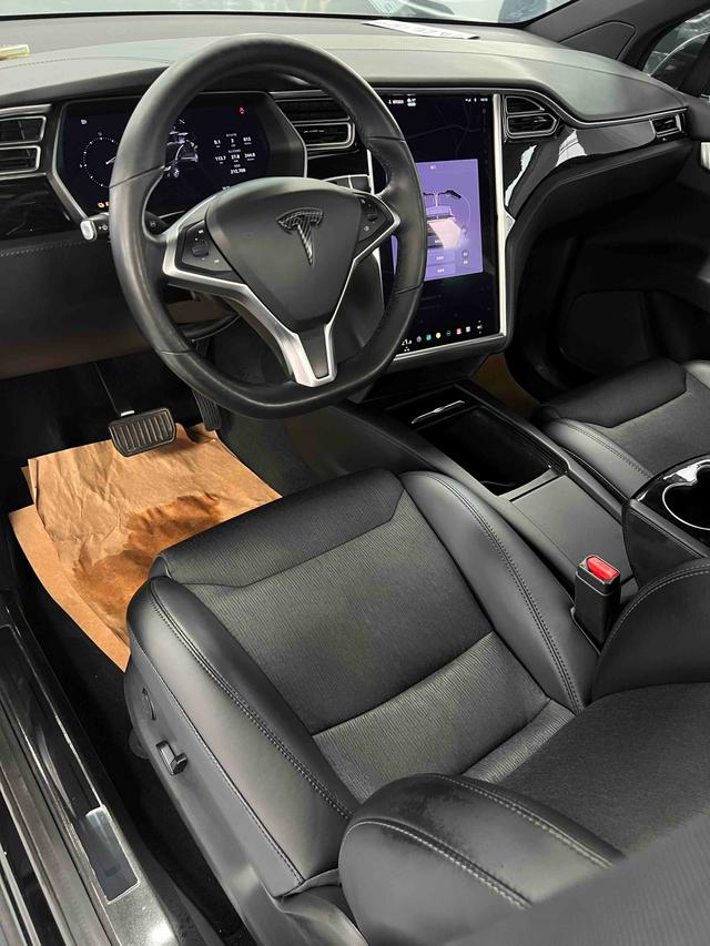Certificated Pre-Owned Tesla Model X 2017 100D Long Range Version -u24037822