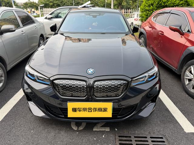 Certificated Pre-Owned BMW i3 2025 eDrive40L Night Edition Package -u24046351