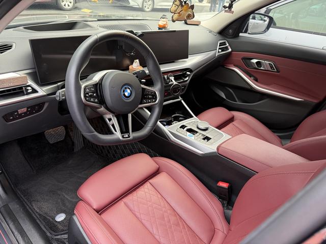 Certificated Pre-Owned BMW i3 2025 eDrive40L Night Edition Package -u24046351
