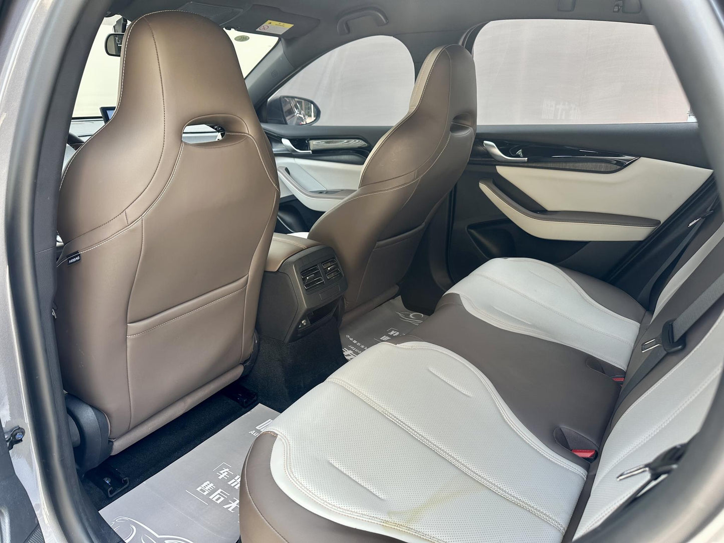 Certificated Pre-Owned BYD Qin PLUS DM 2024 Honor Edition DM-i 55KM Leading Model -u24052389