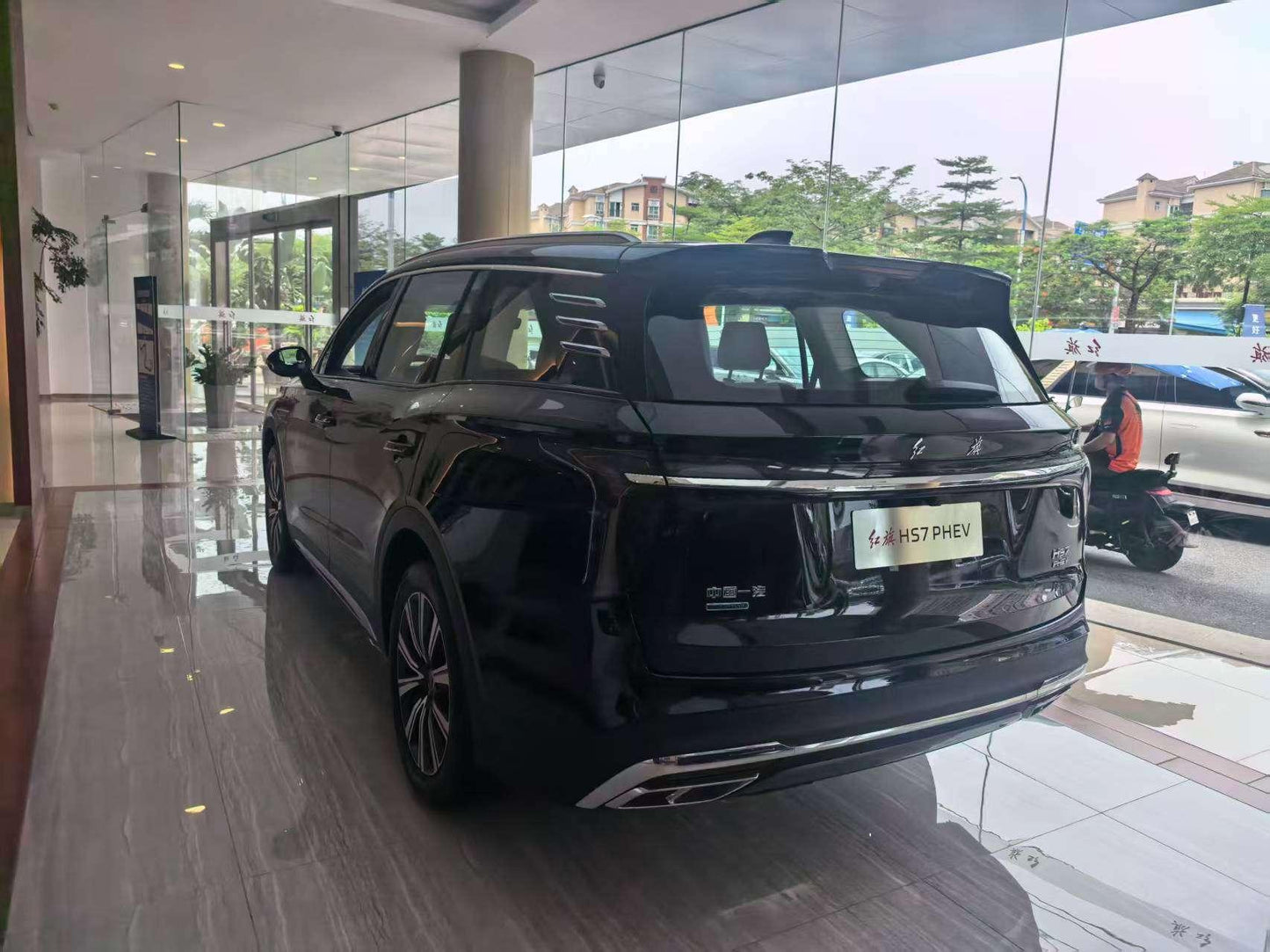 Certificated Pre-Owned Hongqi HS7 PHEV 2025 Edition 2.0T 2 Million Units Memorial Edition 6-Seater -u24056408