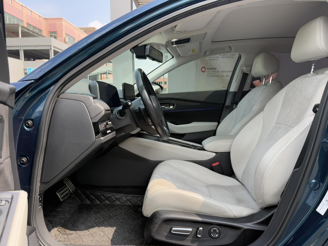 Certificated Pre-Owned Accord PHEV 2023 e:PHEV Flagship Edition -u24070444