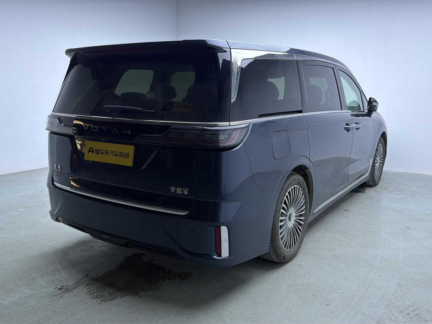 Certificated Pre-Owned VOYAH Dreamer PHEV 2025 4WD Flagship Kunpeng Edition -u24051633