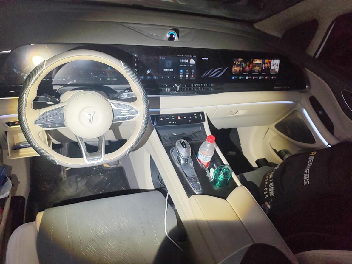 Certificated Pre-Owned VOYAH Dreamer PHEV 2024 Ultra-Long Range Premium Edition -u24083840