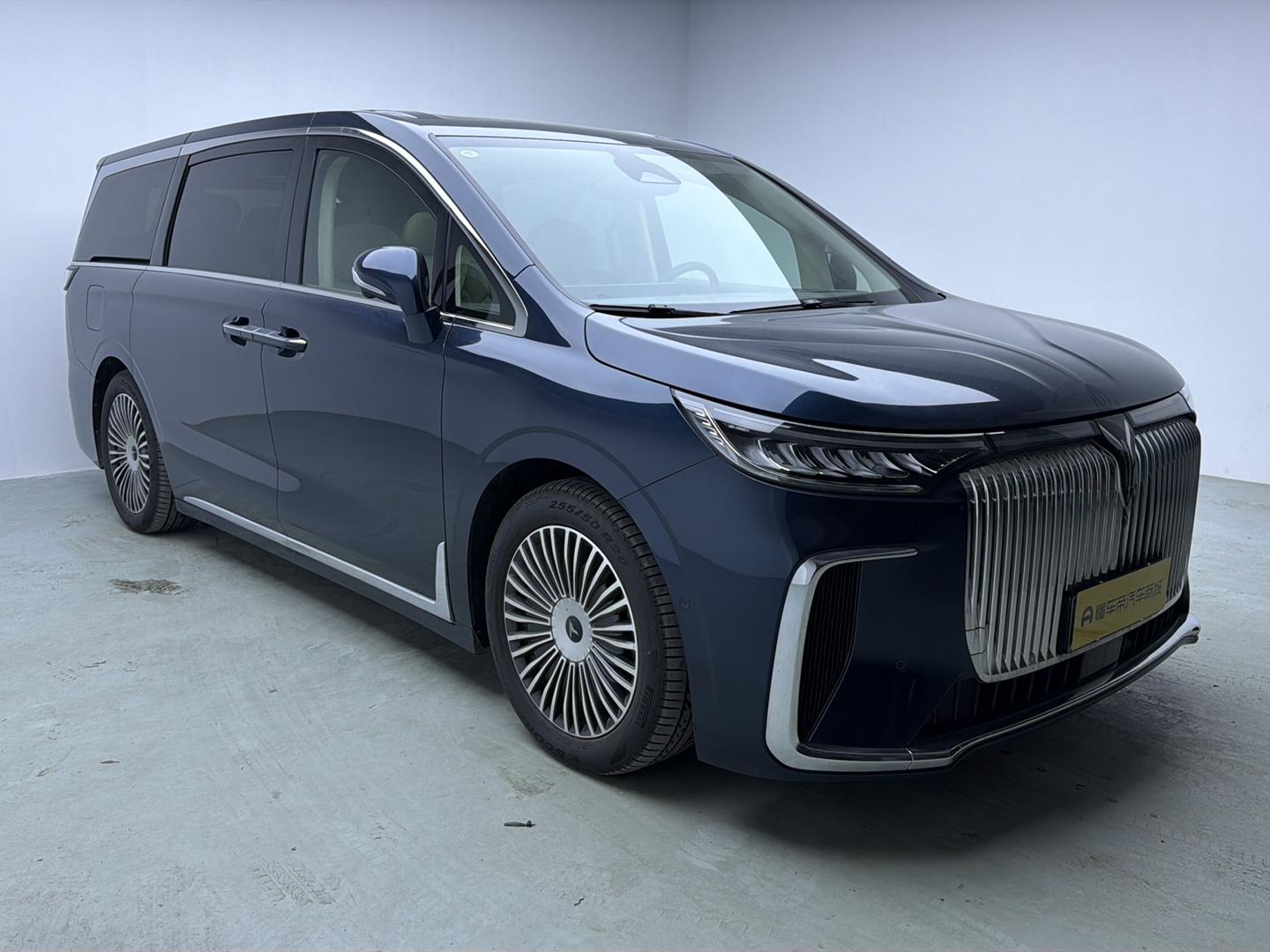 Certificated Pre-Owned VOYAH Dreamer PHEV 2025 4WD Flagship Kunpeng Edition -u24106637