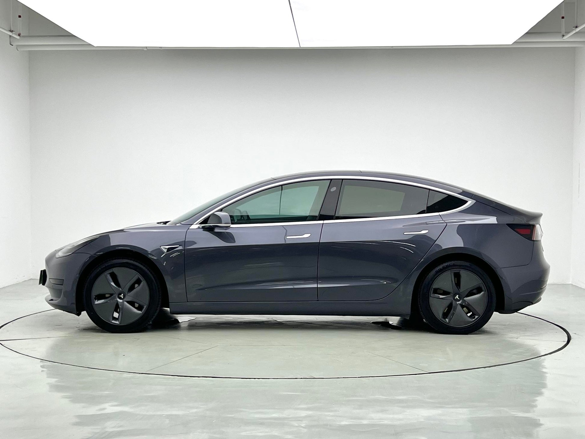 Certificated Pre-Owned Tesla Model 3 2019 Standard Range Rear-Wheel Drive Upgraded Version -u24073970