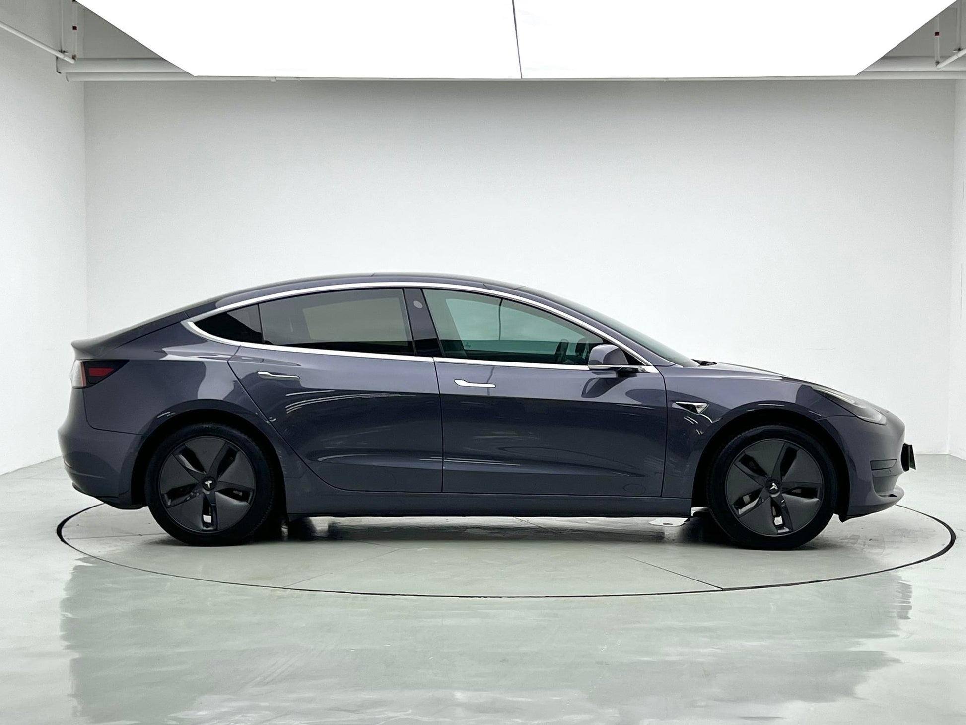 Certificated Pre-Owned Tesla Model 3 2019 Standard Range Rear-Wheel Drive Upgraded Version -u24073970