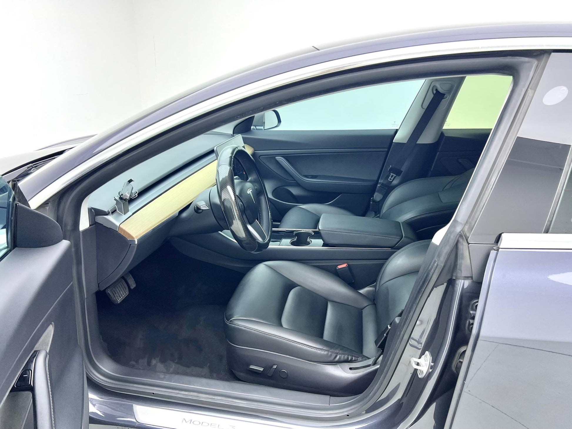 Certificated Pre-Owned Tesla Model 3 2019 Standard Range Rear-Wheel Drive Upgraded Version -u24073970