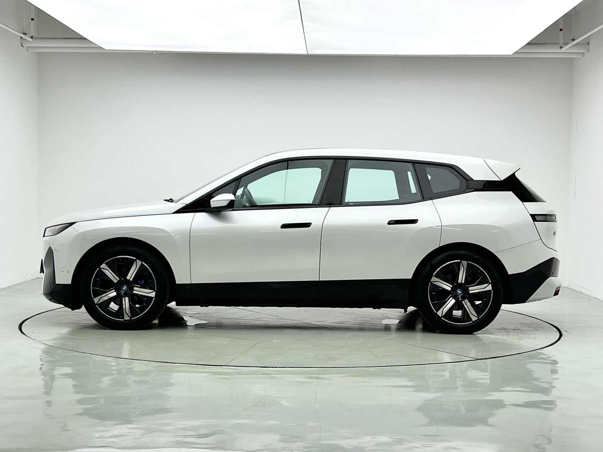 Certificated Pre-Owned BMW iX 2023 xDrive40 -u24123047
