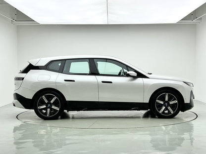 Certificated Pre-Owned BMW iX 2023 xDrive40 -u24123047