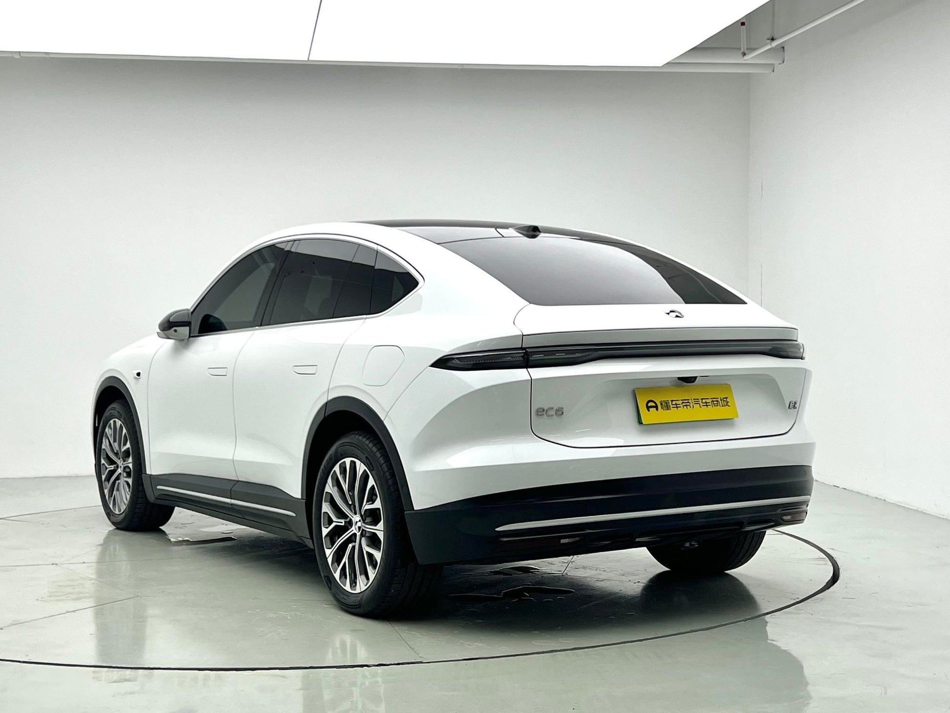 Certificated Pre-Owned NIO EC6 2024 75kWh -u24137543