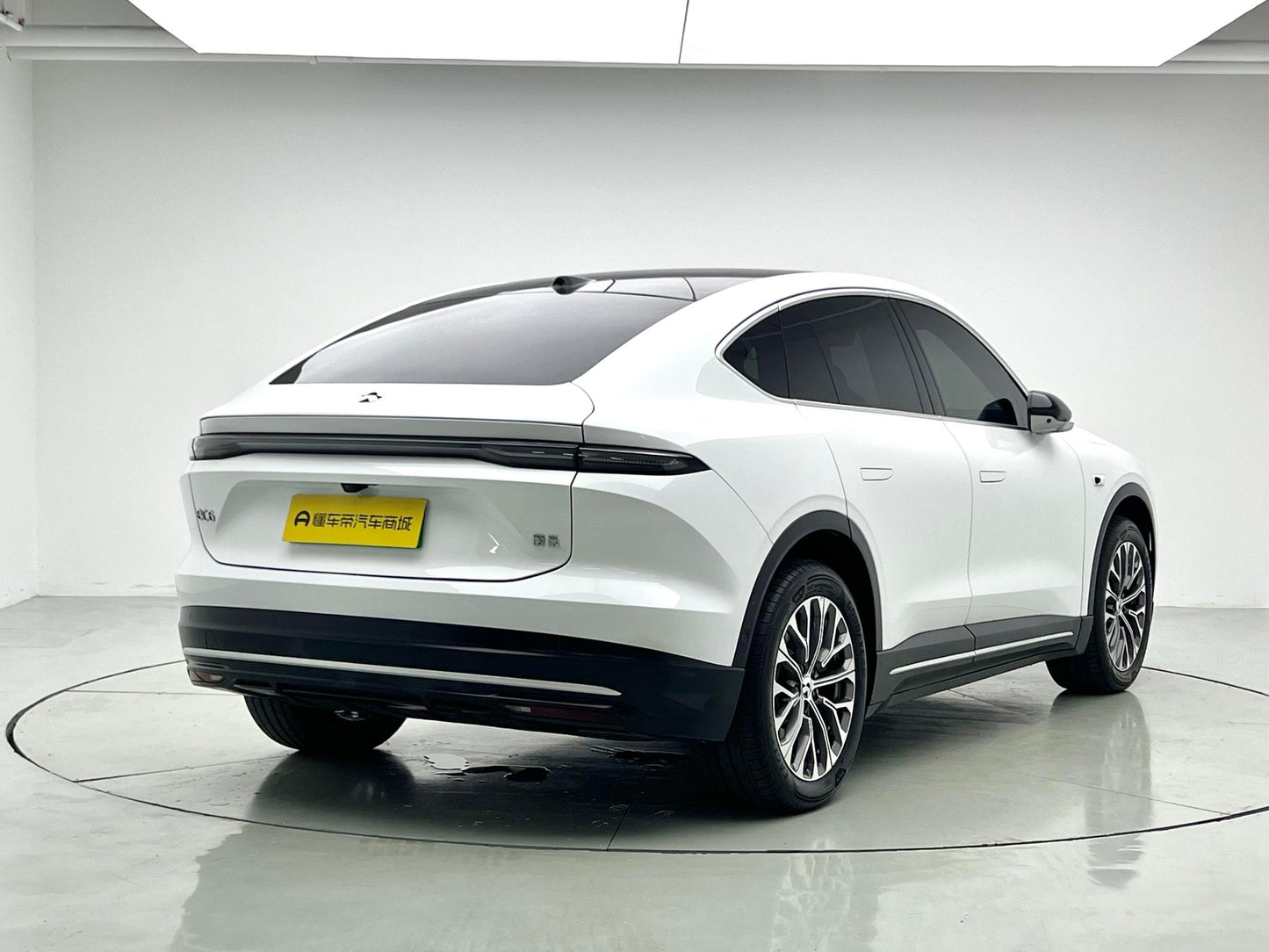 Certificated Pre-Owned NIO EC6 2024 75kWh -u24137543