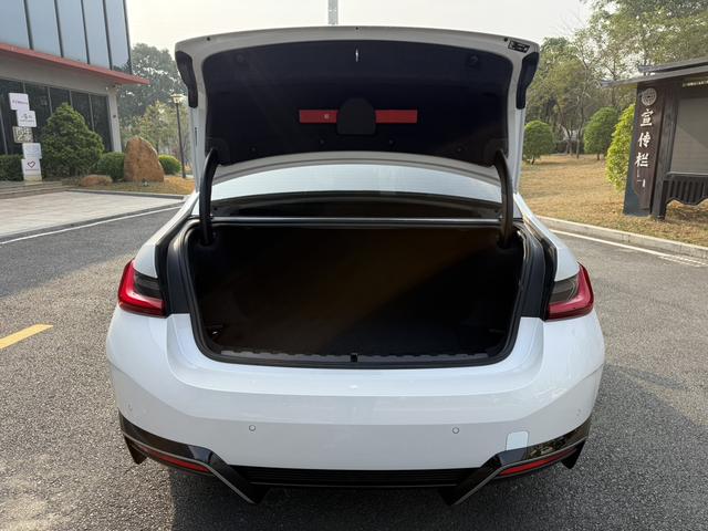 Certificated Pre-Owned BMW i3 2025 eDrive 35 L
