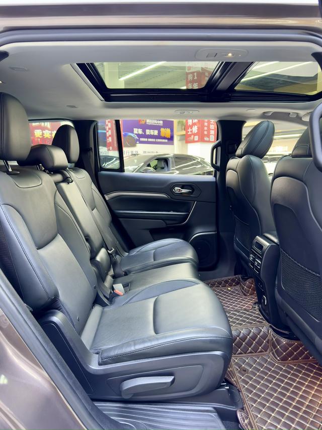 Certificated Pre-Owned Jeep Commander 2018 2.0T Two-Wheel Drive Enjoyment Edition National V Emission Standard - u22671597