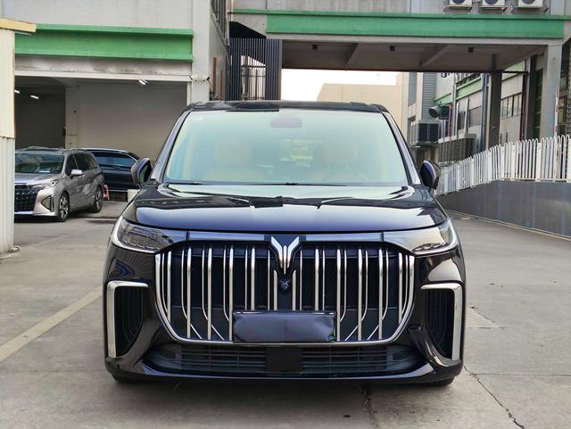 Certificated Pre-Owned VOYAH Dreamer PHEV 2022 Low-Carbon Edition Family -u22480210