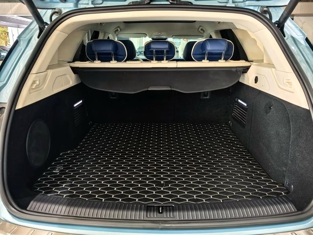 Certificated Pre-Owned VOYAH FREE 2021 4WD Standard Extended-Range Exclusive Luxury Package -u22196045
