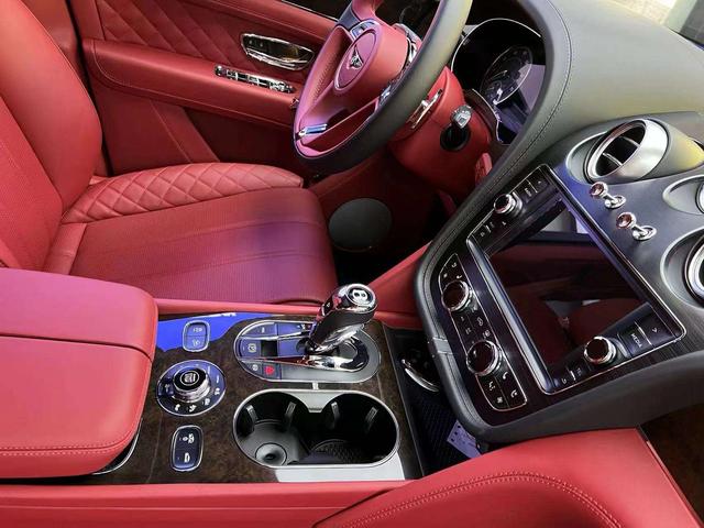 Certificated Pre-Owned Bentley Bentayga 2017 6.0T Standard Version - u9575102
