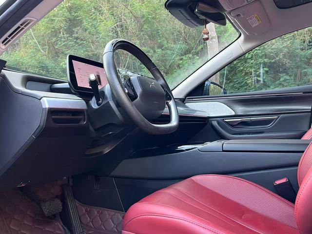 Certificated Pre-Owned XPENG P7 2020 670E-u22244282