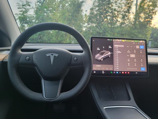 Pre-Owned Tesla Model Y 2021 Standard Range Rear-Wheel Drive Version