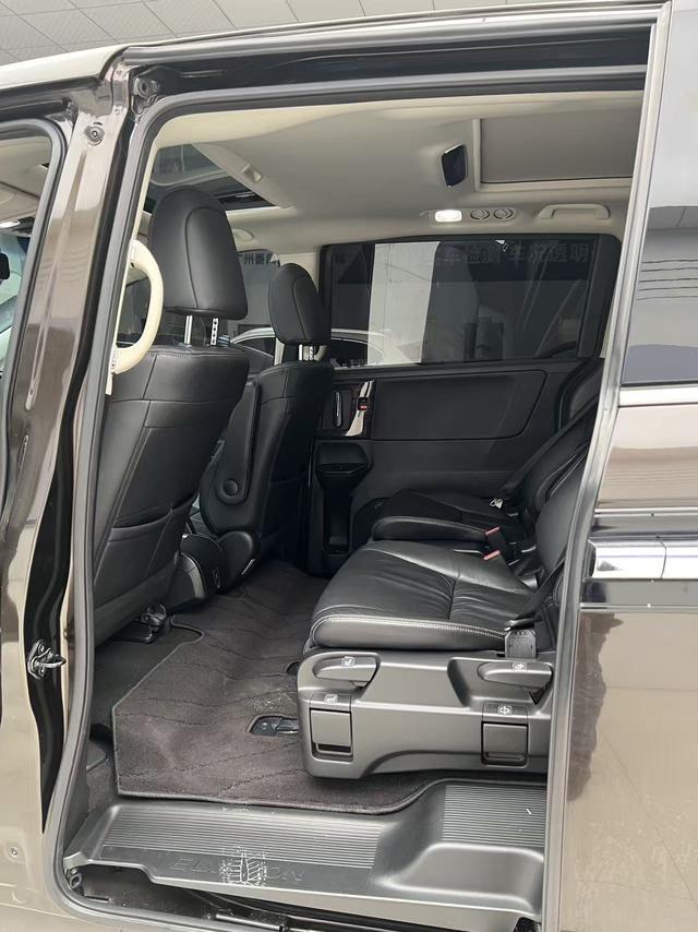 Certificated Pre-Owned Elysion 2016 2.4L Fashion Edition - u22670182