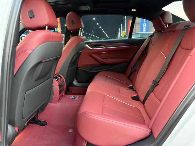 Certificated Pre-Owned BMW 5 Series 2022 530Li Leading Model M Sport Package - u22406635