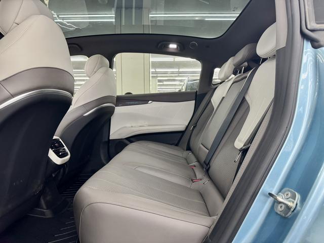 Certificated Pre-Owned Deepal L07 2024 230Max Qiankun Intelligent Driving ADS SE Edition -u22118106