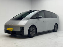Certificated Pre-Owned Li Auto MEGA 2024 Ultra Edition