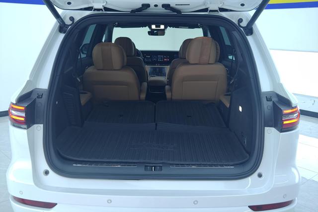 Certificated Pre-Owned Li Auto ONE 2021 Extended-Range 6-Seater Edition -u22081003