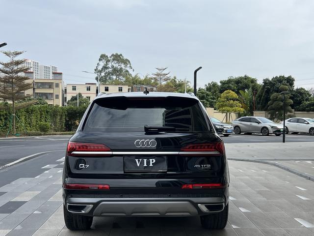 Certificated Pre-Owned Audi Q7 2023 45 TFSI Quattro S Line Sport - u22651298