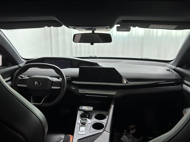 Certificated Pre-Owned Changan UNI-V 2022 2.0T Fengsu Edition - u22670858