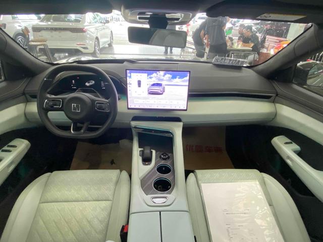 Pre-Owned ZEEKR 001 2025 WE Version 100kWh Rear-Wheel Drive