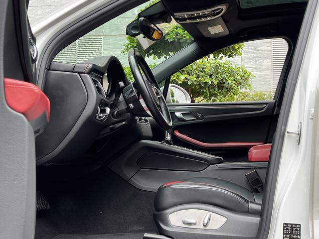 Certificated Pre-Owned Porsche Macan 2017 Macan 2.0T - u22765114