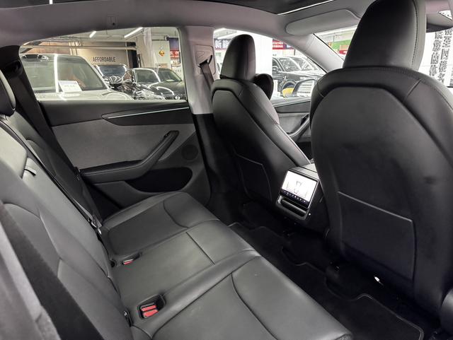 Pre-Owned Tesla Model Y 2025 Rear-Wheel Drive First Edition