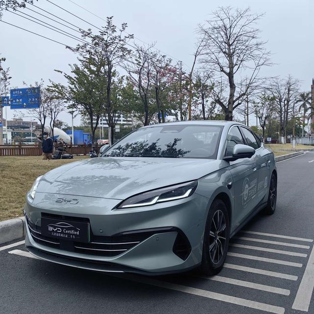 Certificated Pre-Owned BYD Seal 06DM 2025 Intelligent Driving Edition DM-i 120KM Premium Model