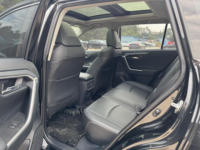 Certificated Pre-Owned RAV4 Rongfang 2023 2.0L CVT Front-Wheel Drive Fashion Plus Edition - u22346030