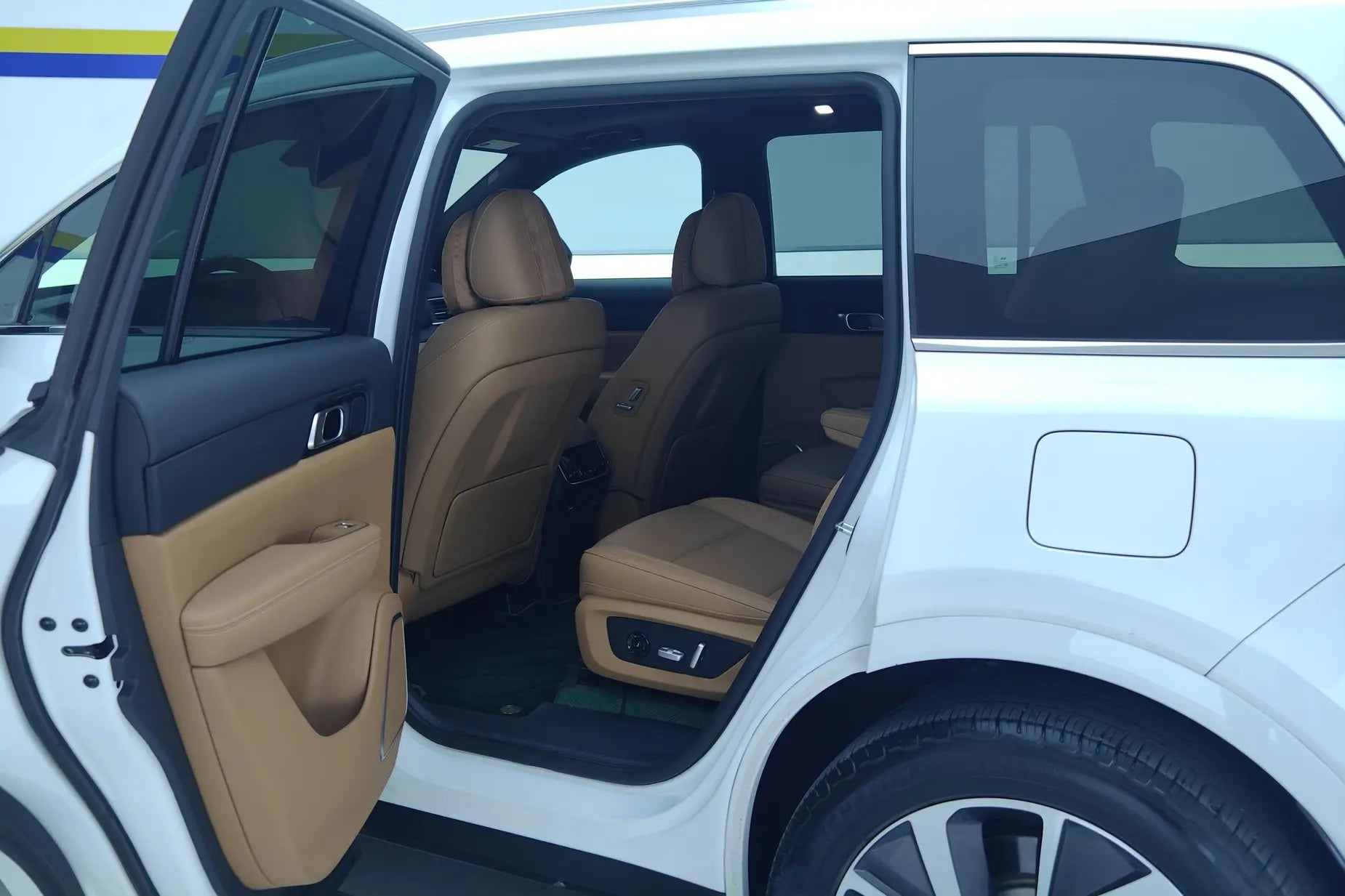 Certificated Pre-Owned Li Auto ONE 2021 Extended-Range 6-Seater Edition -u22081003
