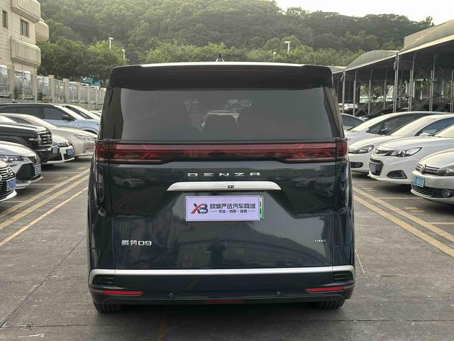 Certificated Pre-Owned Denza D9 DM 2024 1050 Premium Edition